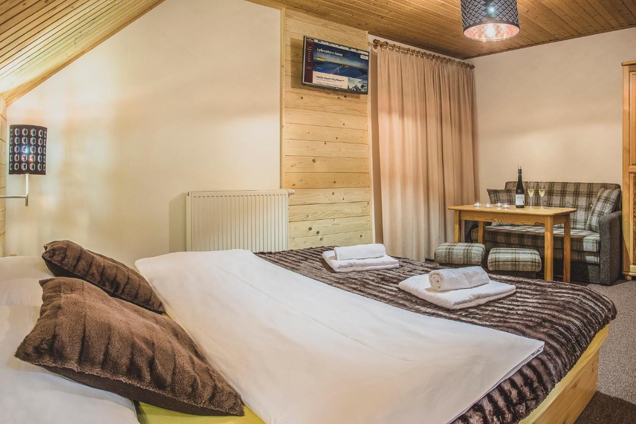 Apartmany A Studia Villa Flora Liptovská Sielnica Exterior foto