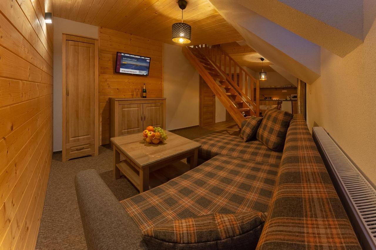 Apartmany A Studia Villa Flora Liptovská Sielnica Exterior foto